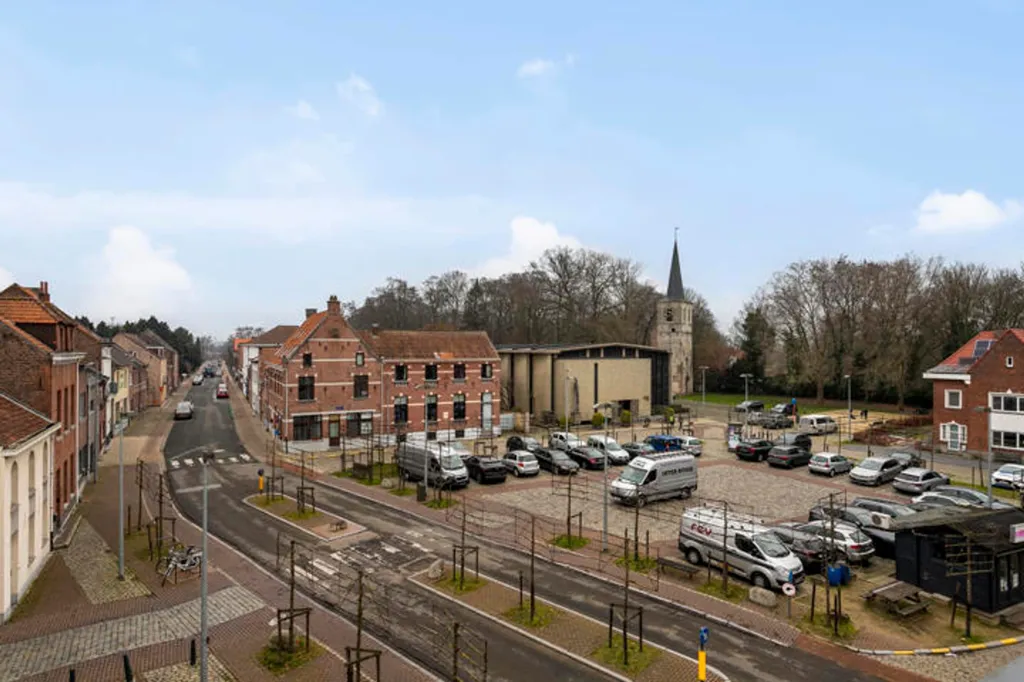 6 magamistoaga maja asukohas Mechelen
