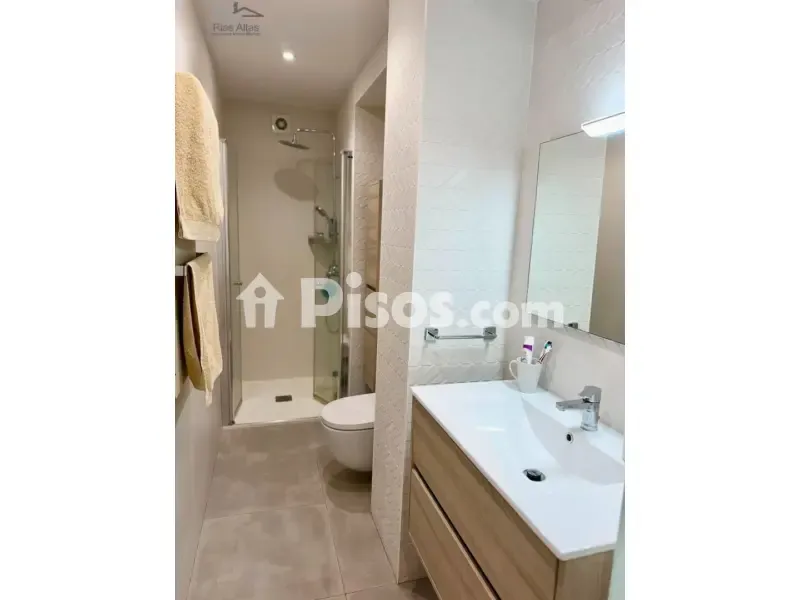 Bagni - Modernised Apartment with Sea View on Avenida del Ejército