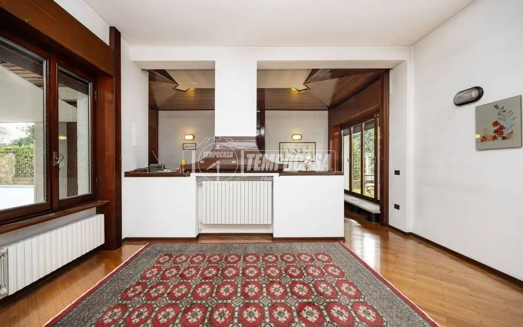 Hallway - Luxury Villa with Pool in Melzo, Lombardy