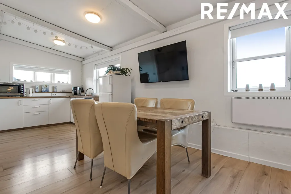 Sala da pranzo - Endahesthús with Loft in Garðabær