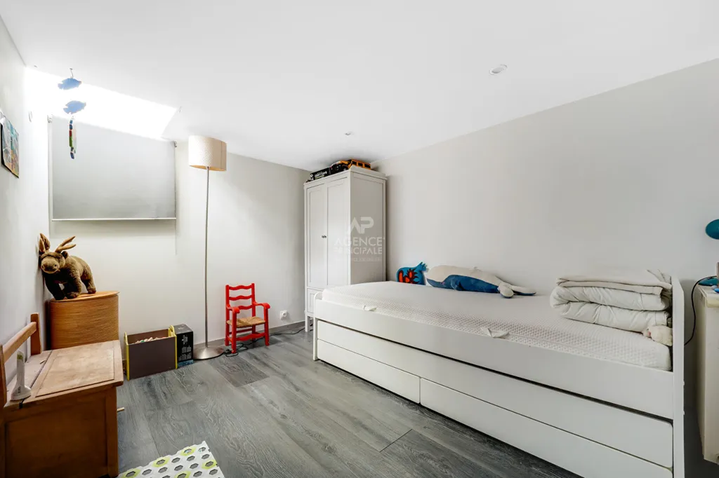 Chambres - Maison de Charme avec Jardin à Sèvres Rive Gauche