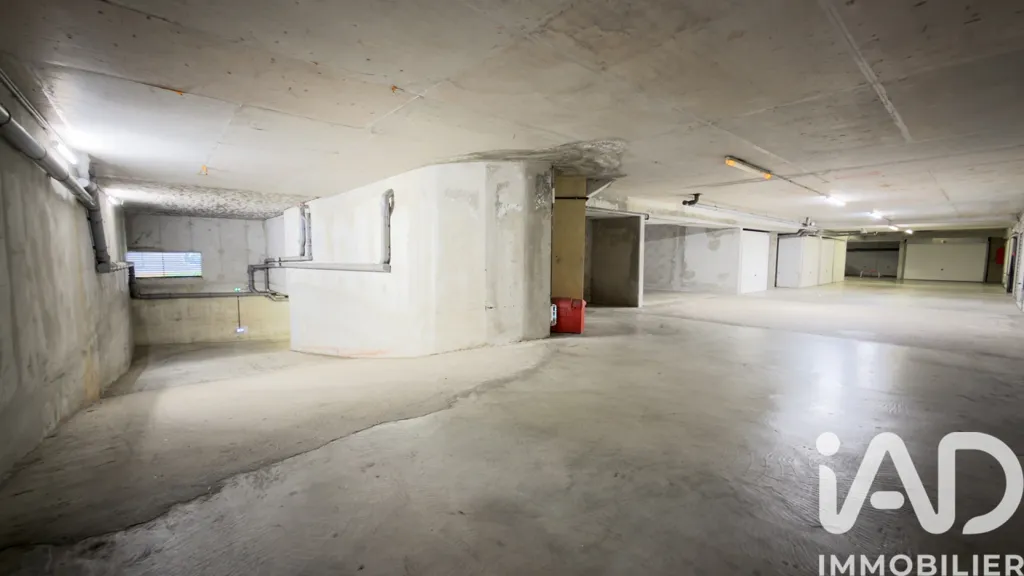 Garage - Parking Sécurisé en Résidence à Nice