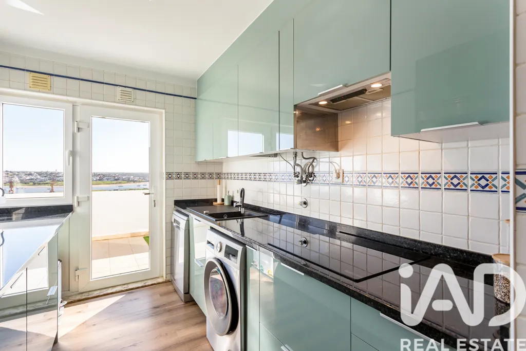 Köök - Penthouse with Panoramic Views in Portimão