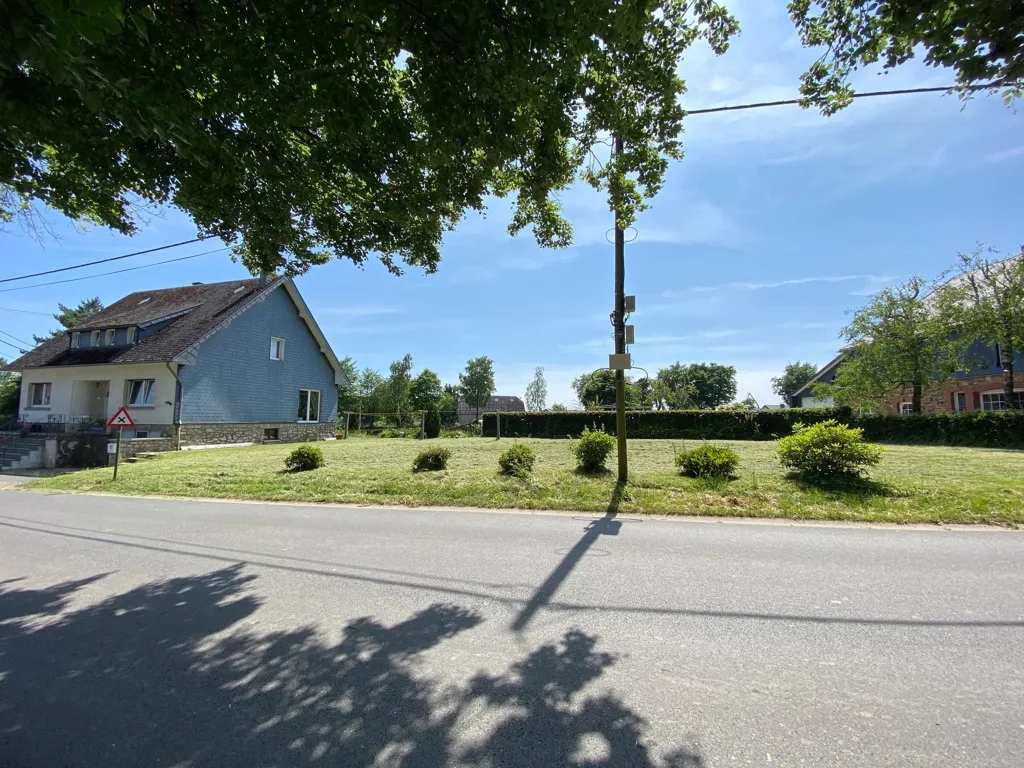 4-bedroom house in Bullange