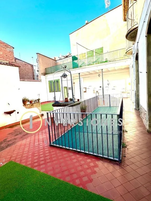 Aed - Luxury Flat with Cultural Heritage in Manresa