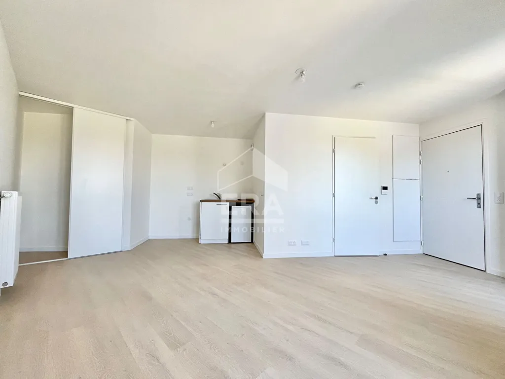 Chambres - Studio en Centre-Ville d'Achères