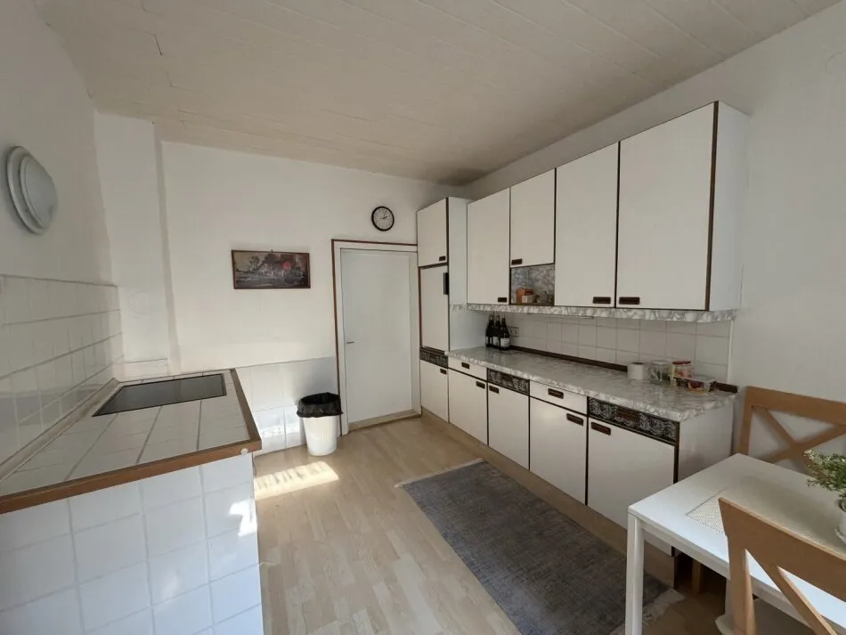 Cuisine - Multi-Generational House with Garden in Enns