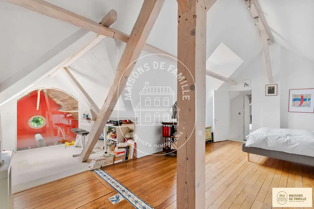 Maison 9 pièces à Rueil-Malmaison