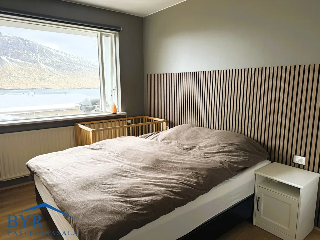 Chambres - Appartement 5 pièces à Neskaupstaður