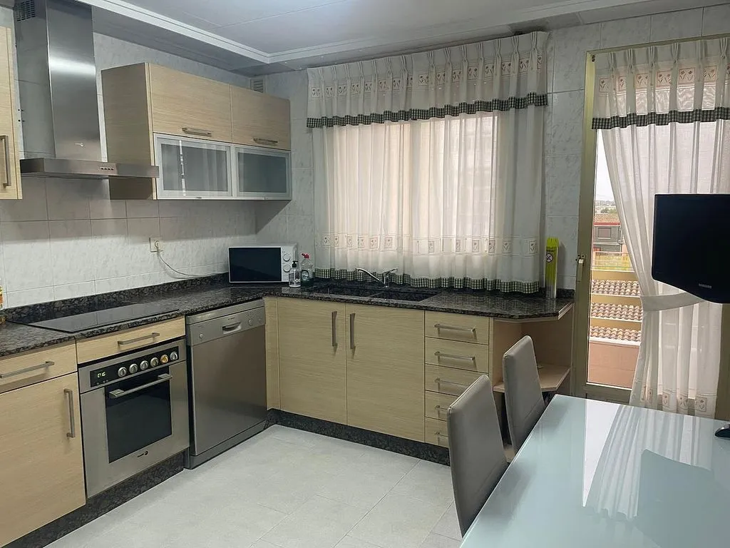 Cuisine - Furnished Flat with Balcony in Pinedo
