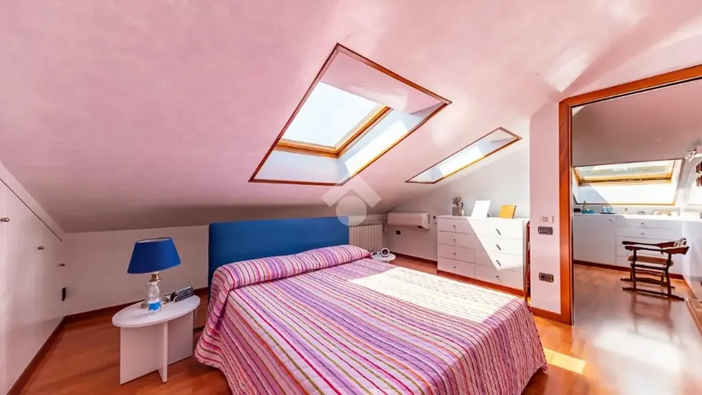 Camere da letto - Trilocale with Balcony in Lainate