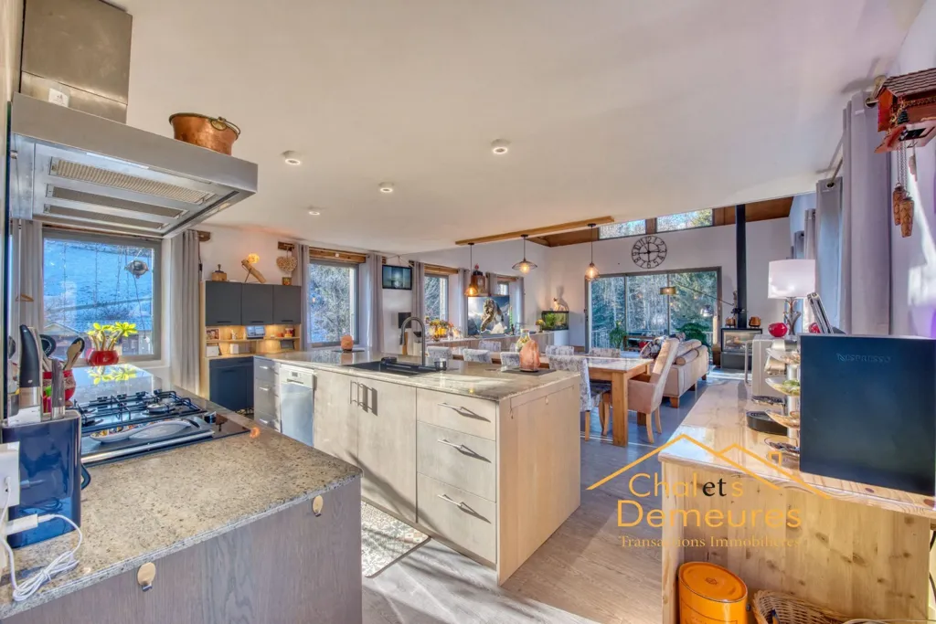 Cucina - Luxury Home with Spa and Pool in Cordon