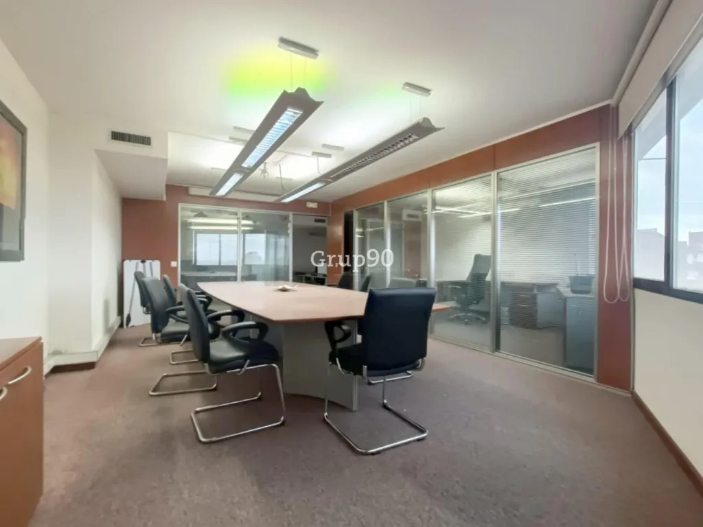 Kabinet - Office with Reception in Lleida's Euroforum