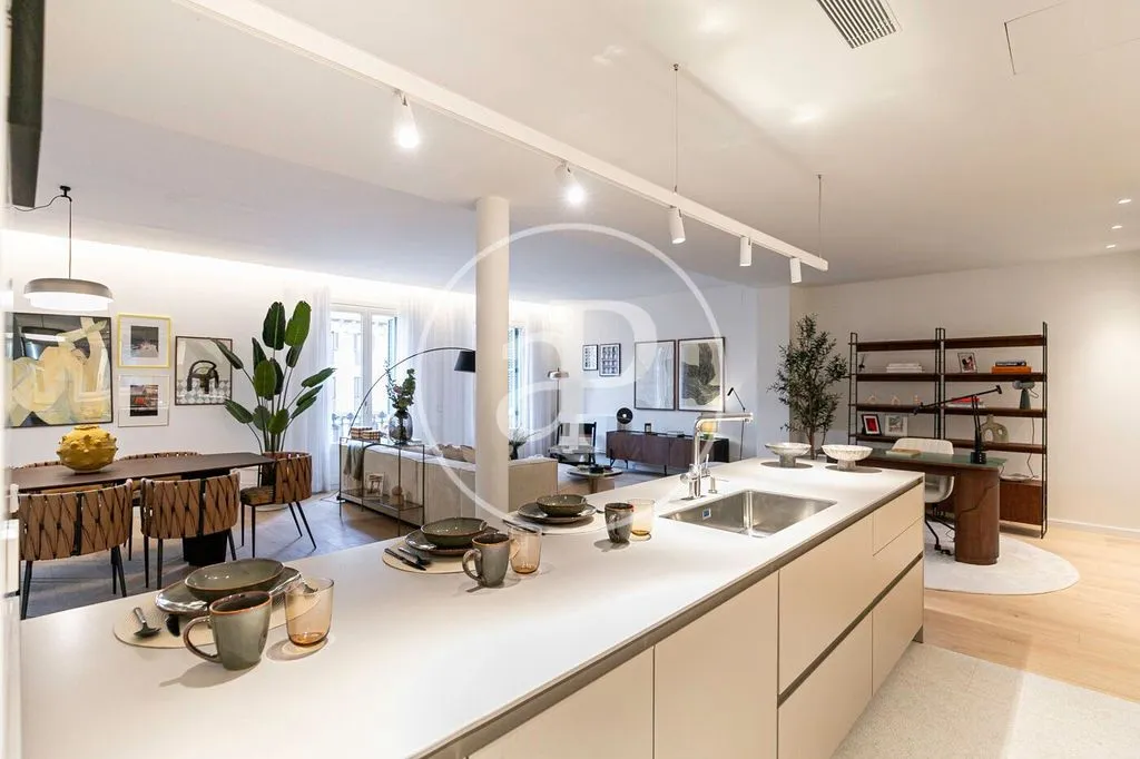 Cucina - Luxury 2-Bedroom Apartment in Eixample, Barcelona