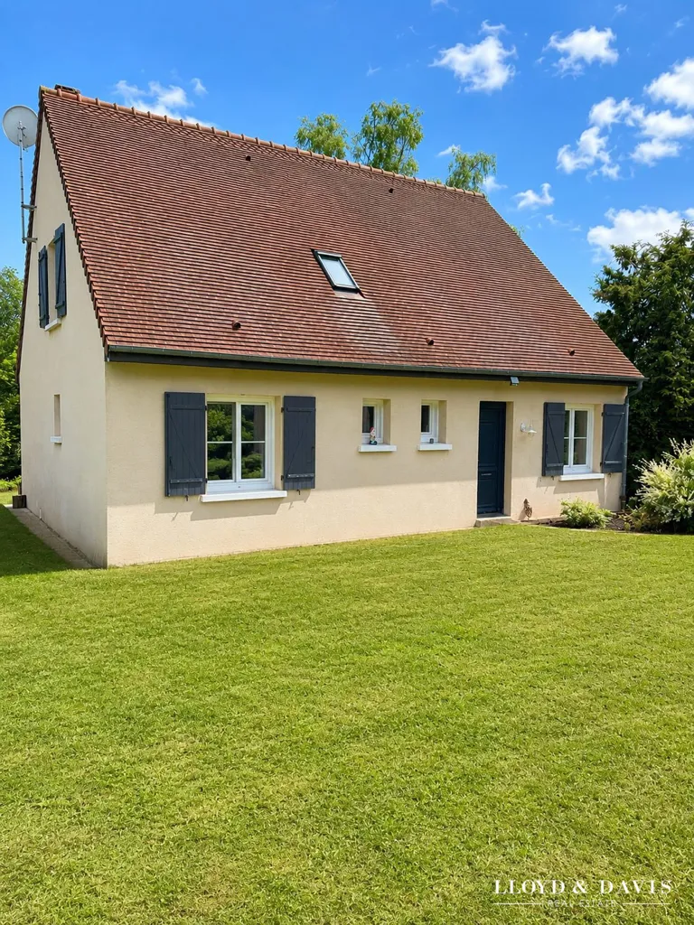 Extérieur - Pavillon Familial au Calme avec Vue Dégagée à Pierrefonds
