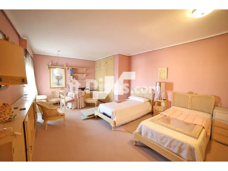 Appartement 4 chambres à ES