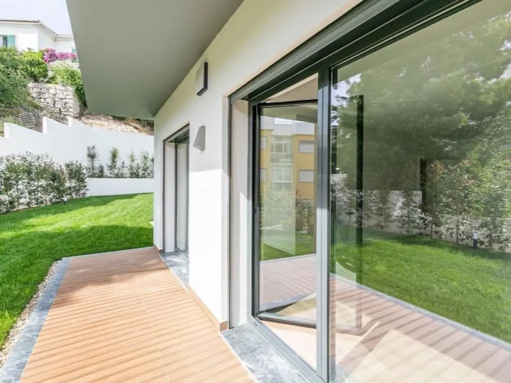 Terrace - Luxury Duplex with Pool in Estoril
