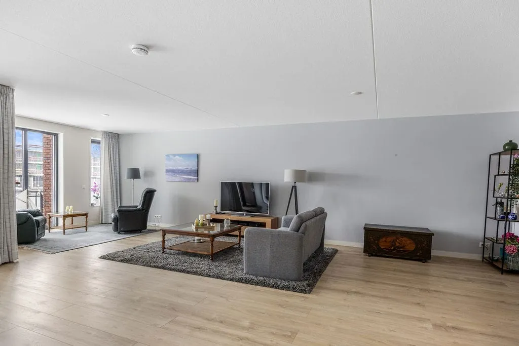 Séjour - Modern Apartment with Balcony in Sneek