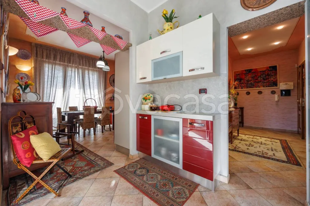 Köök - Villa with Private Garden in Trofarello