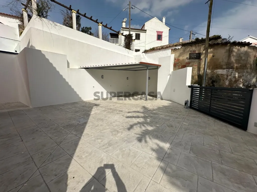 Aed - Luxury Villa with Panoramic Deck in Ericeira