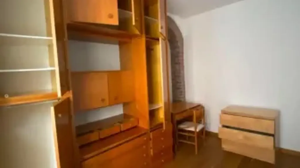 Kabinet - Retrofitted Studio with Balcony in Milan