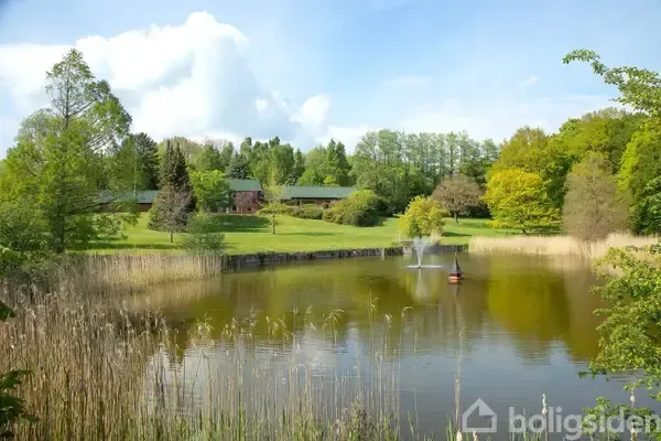 Aed - Villa with Private Lake in Hørsholm