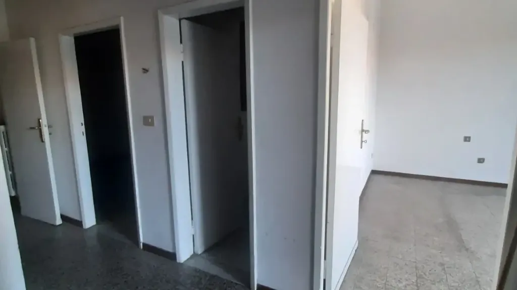 Entrée - Two-Bedroom Apartment with Terrace in Montevarchi