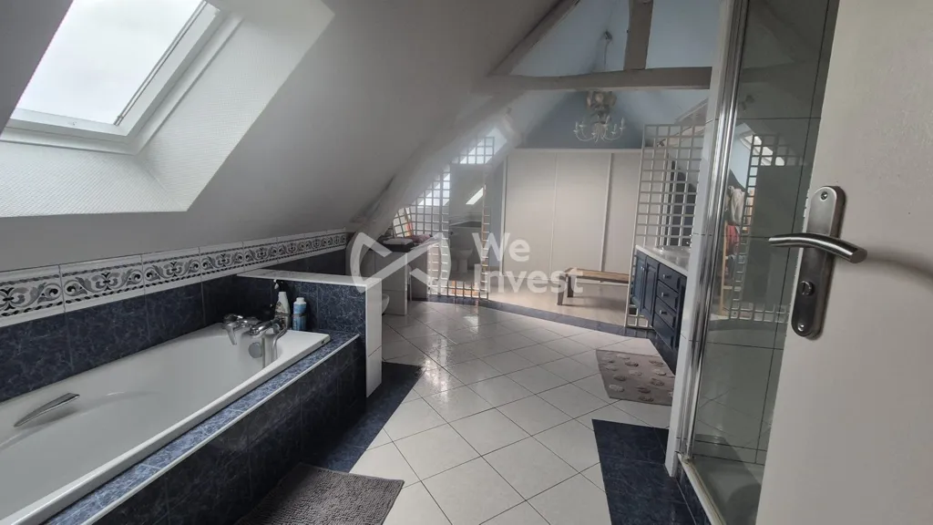 Vannitoad - Renovated Stone House with Pool in Marigné-Laillé