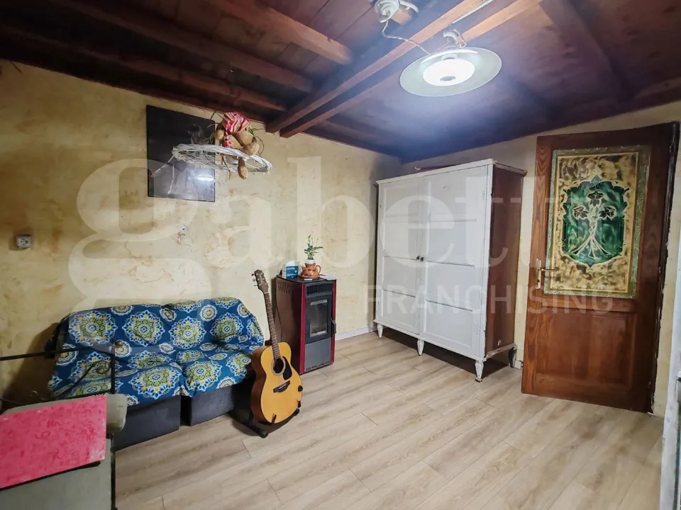 Magamistoad - Rustic House with Garden in Collesalvetti