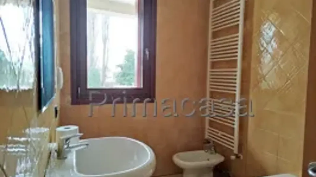 Vannitoad - 4-Bedroom Apartment with Terrace in Scorze'