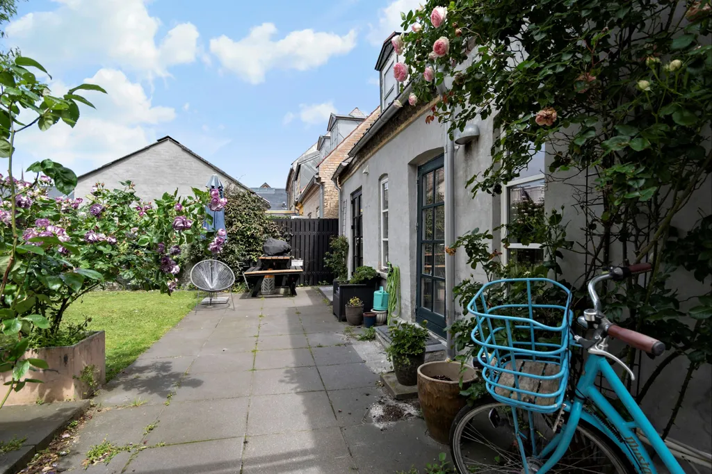 Giardino - Bohemian-Style House in Historic Roskilde