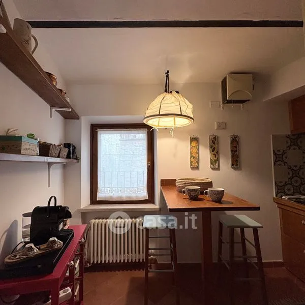 Köök - Independent House with Panoramic View in Pesciano
