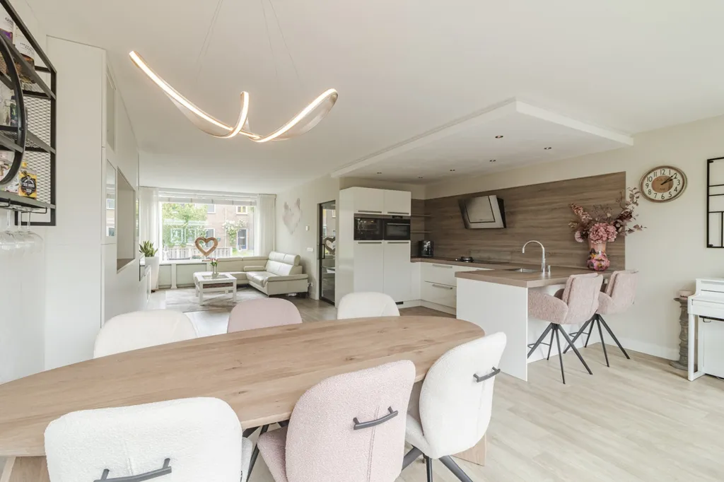 Sala da pranzo - Two-Storey House with Solar Panels in Abbenes