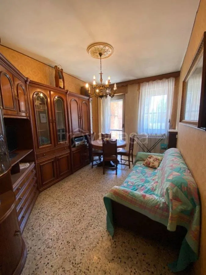 Soggiorno - Spacious Apartment with Balcony in Orbassano