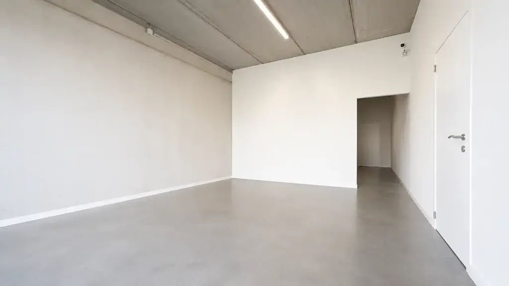 Pièces - Unité commerciale moderne avec bureaux à Heusden-Zolder