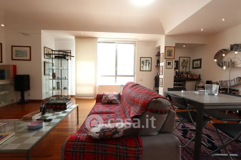 Séjour - Elegant Apartment with Balcony in Genoa Centre