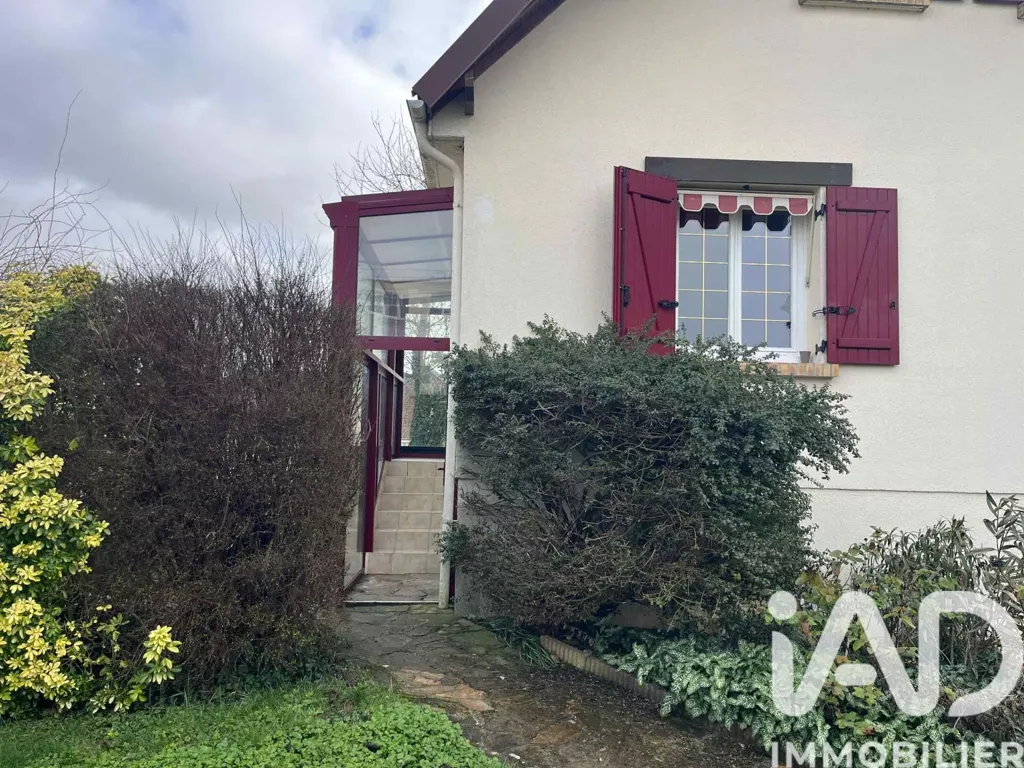 Extérieur - Maison Familiale avec Jardin à Étrépagny