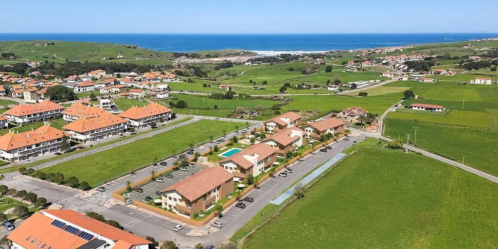 Õhuvaade - New Apartment with Pool in Ajo, Cantabria
