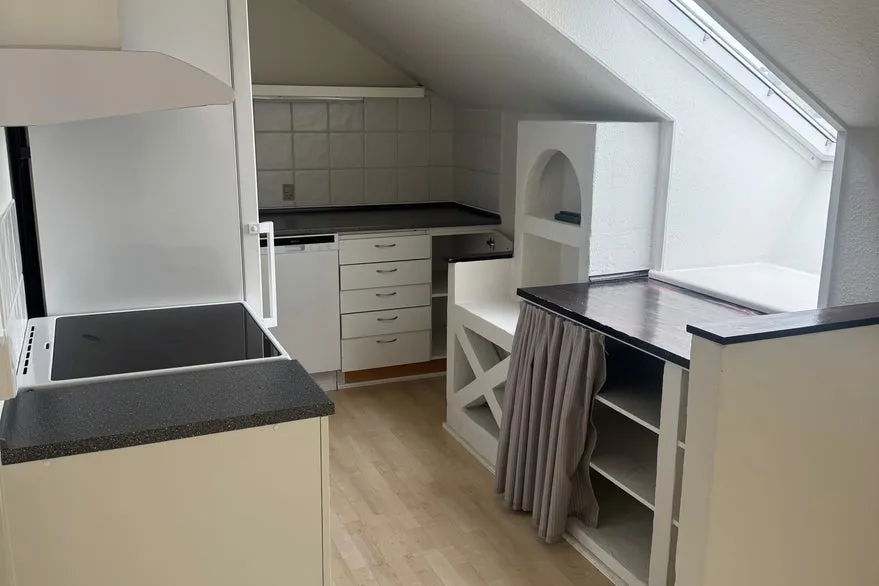 Cuisine - Central Office with Parking in Odense