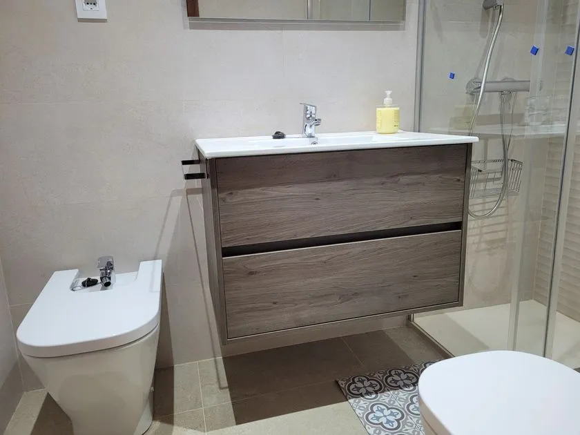 Bathrooms - Furnished Flat with Terrace in Peñagrande, Madrid