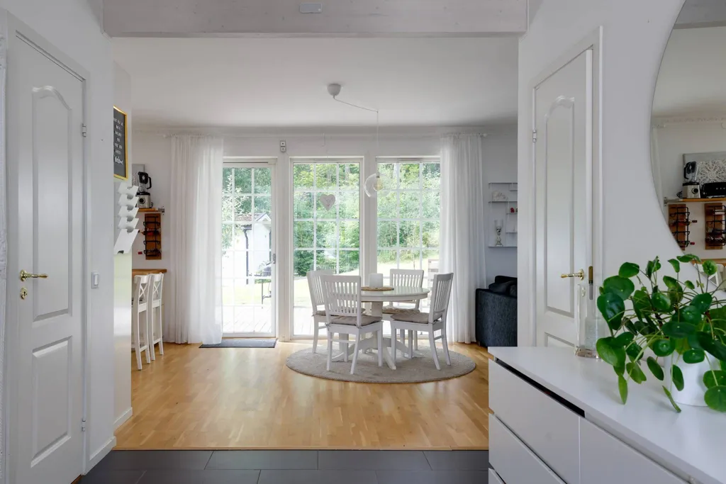 Söögituba - Allmogestyle Villa with Pool in Yxstabacken