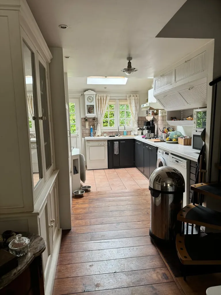 2-bedroom house in Rhode-Saint-Genèse