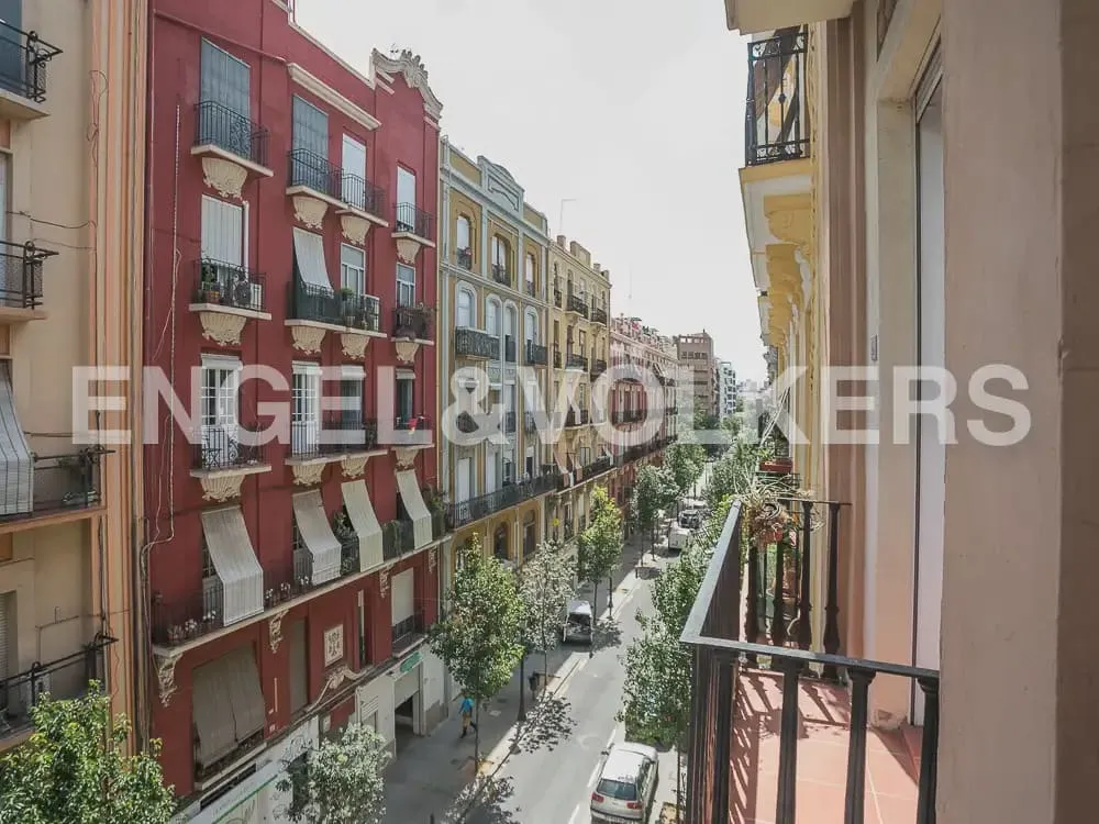 Balcon - Apartment with Balcony in Ruzafa, Valencia
