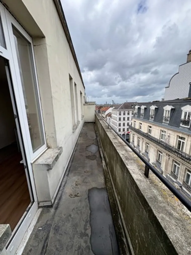 Rõdu - Renovated Flat with Terrace in Brussels Centre