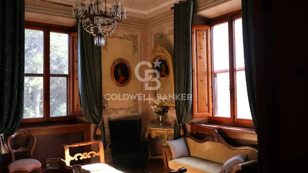 Elutuba - Historic Villa with Garden in Filottrano