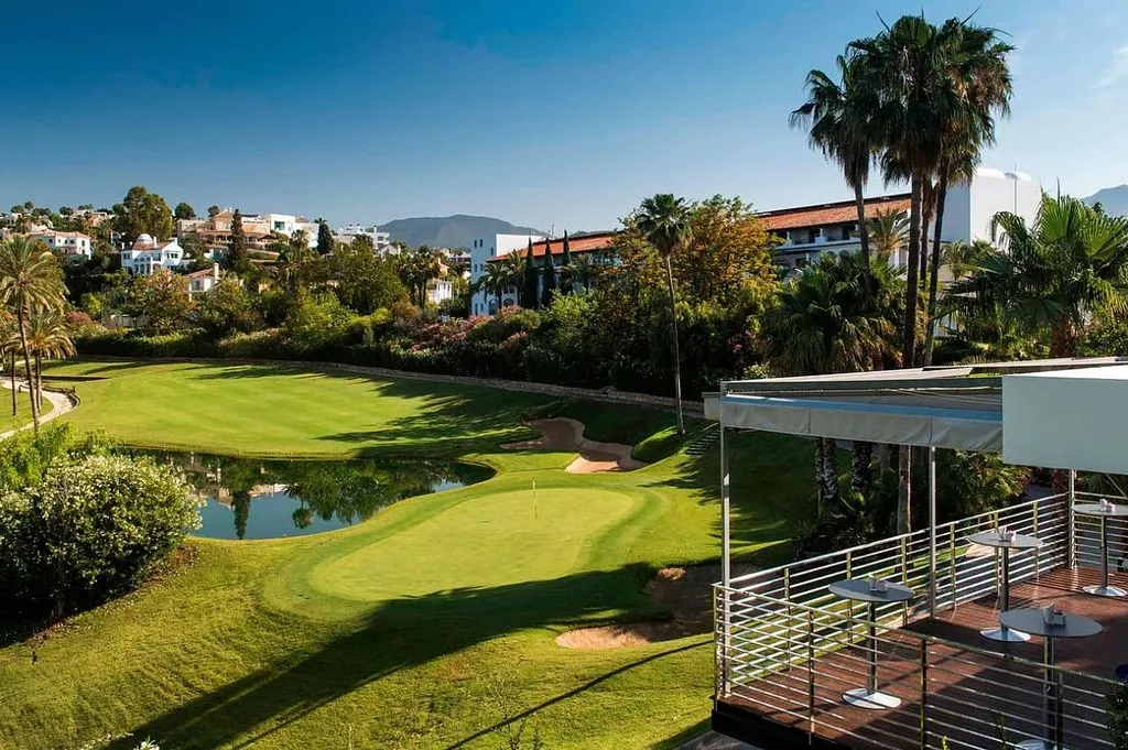Giardino - Reformed Apartment with Pool in La Quinta, Marbella