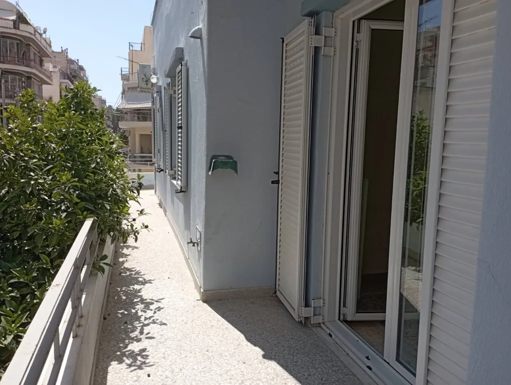 Balcon - Corner Detached House with Rooftop in Kifissia