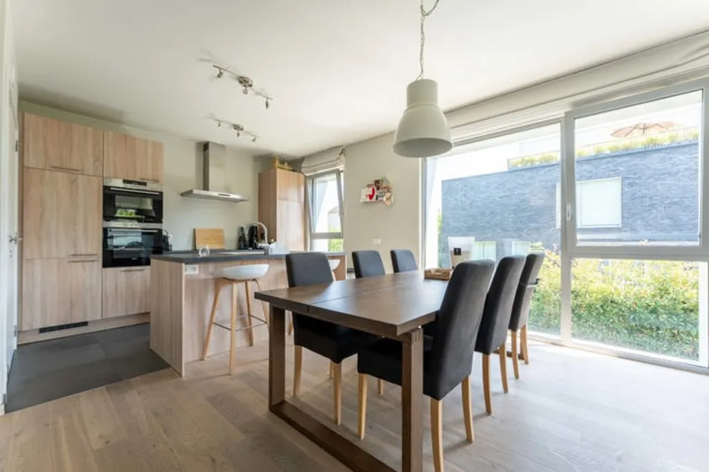 Sala da pranzo - 3-Facade Apartment with South Terrace in Waterloo