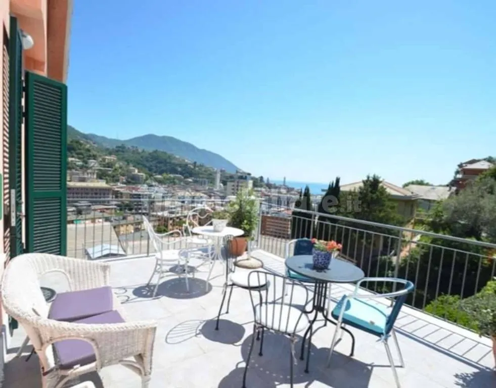 Terrass - Luxury Villa with Pool in Recco, Liguria