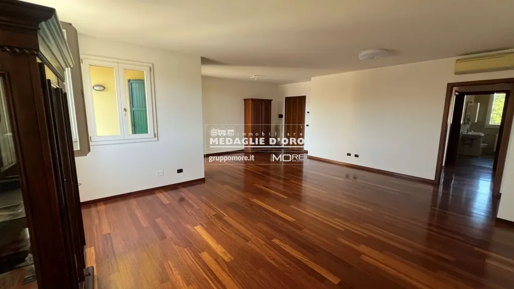 Séjour - Elegant Apartment with Terraces in Modena